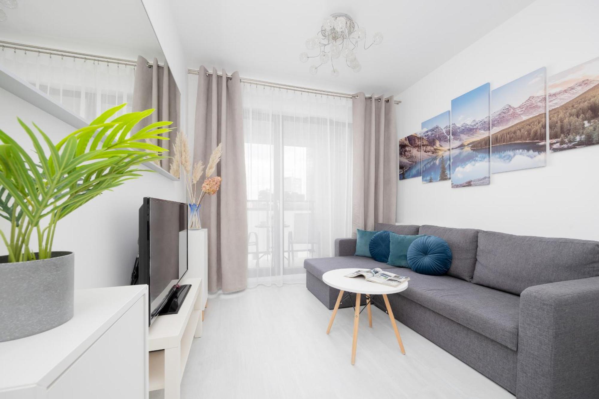 Apartament Burakowska 16 Z Balkonem I Parkingiem Warszawska Wola By Renters *